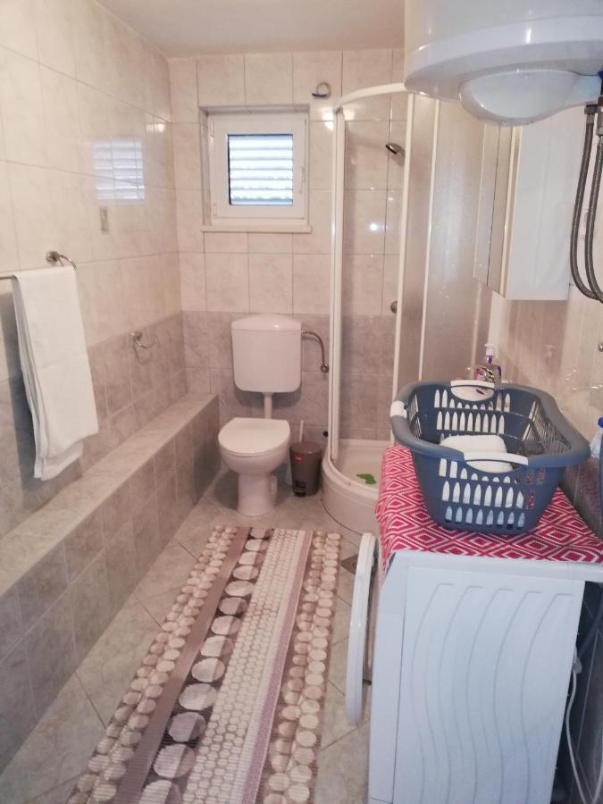 Apartmani Slavka Primošten Exterior foto