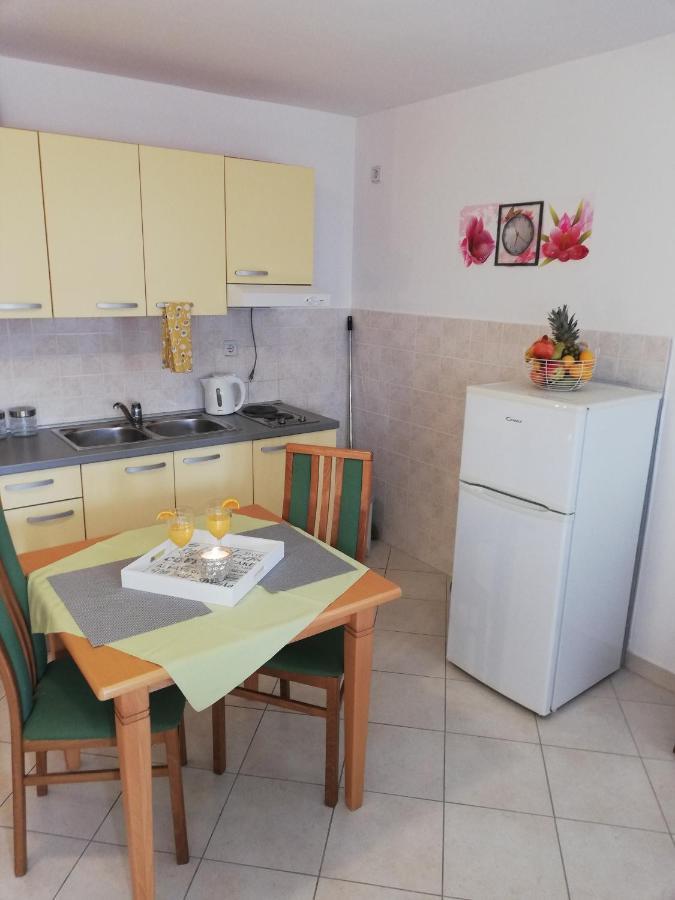 Apartmani Slavka Primošten Exterior foto