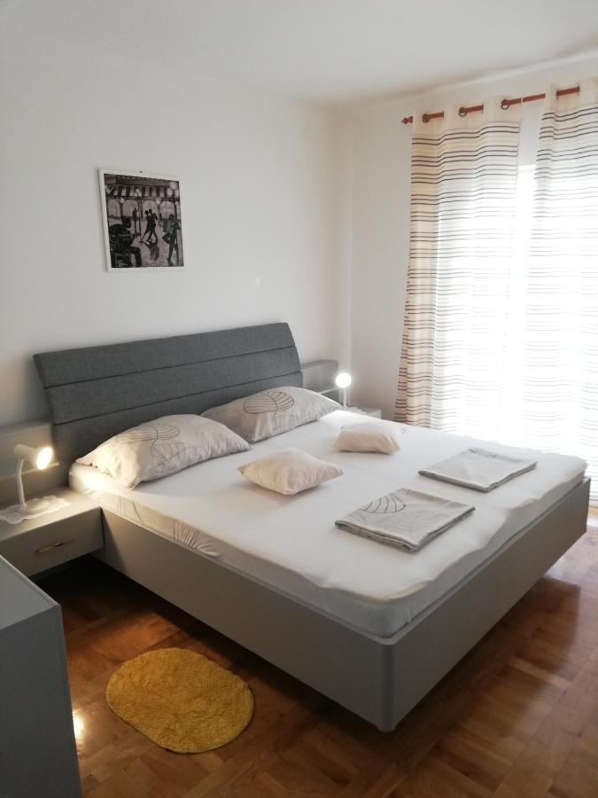 Apartmani Slavka Primošten Exterior foto