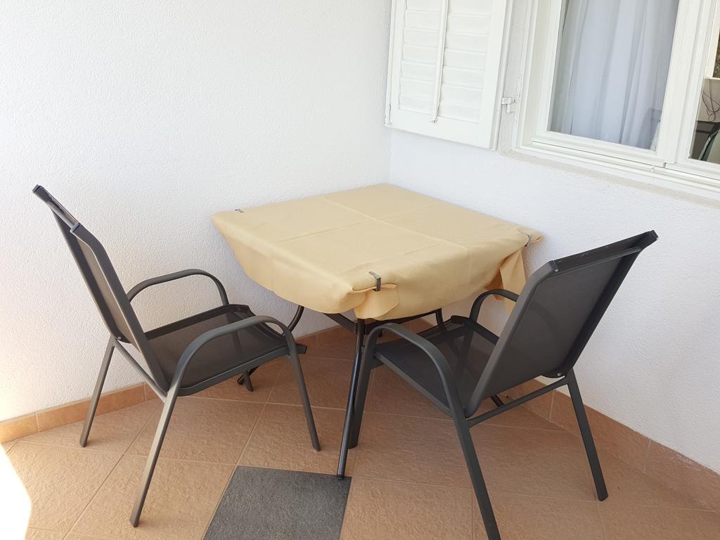 Apartmani Slavka Primošten Exterior foto