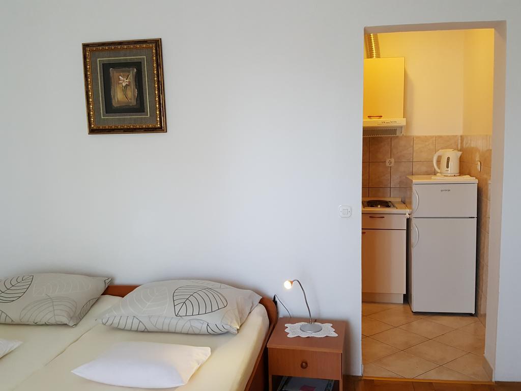 Apartmani Slavka Primošten Exterior foto