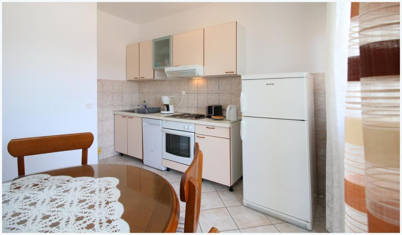 Apartmani Slavka Primošten Exterior foto