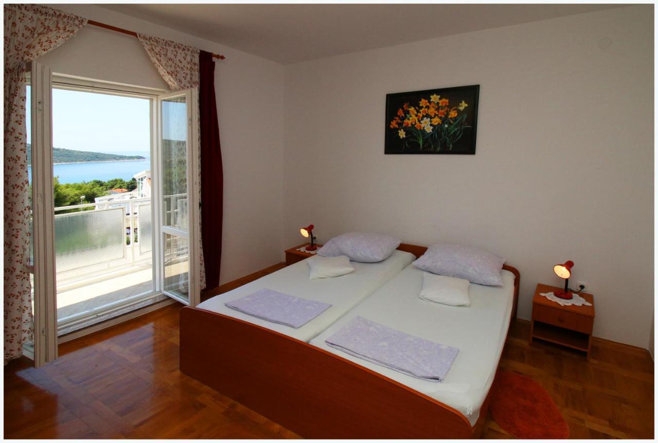 Apartmani Slavka Primošten Exterior foto